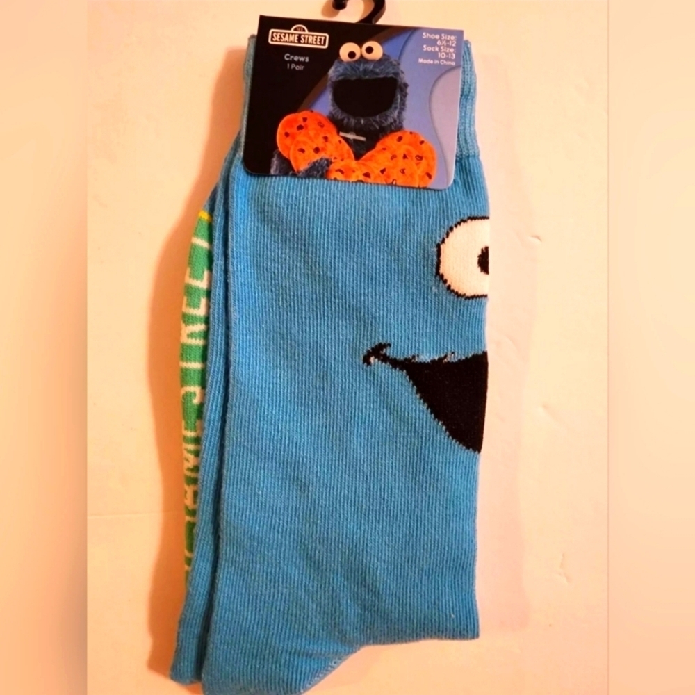 4/$25 Sesame Street Cookie Monster Socks Novelty Unisex  Hosiery New